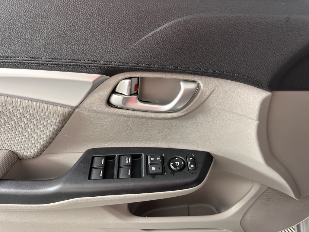 Thumbnail: 2014 Honda Civic - 25