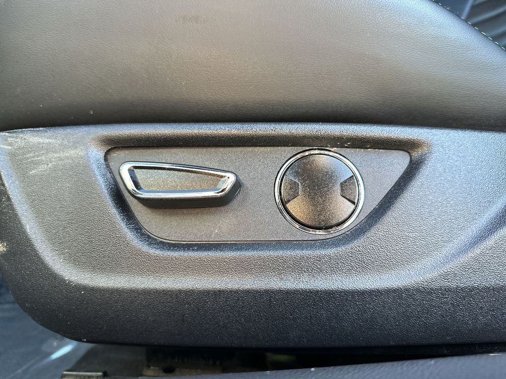 2019 Ford Mustang Bullitt - 11