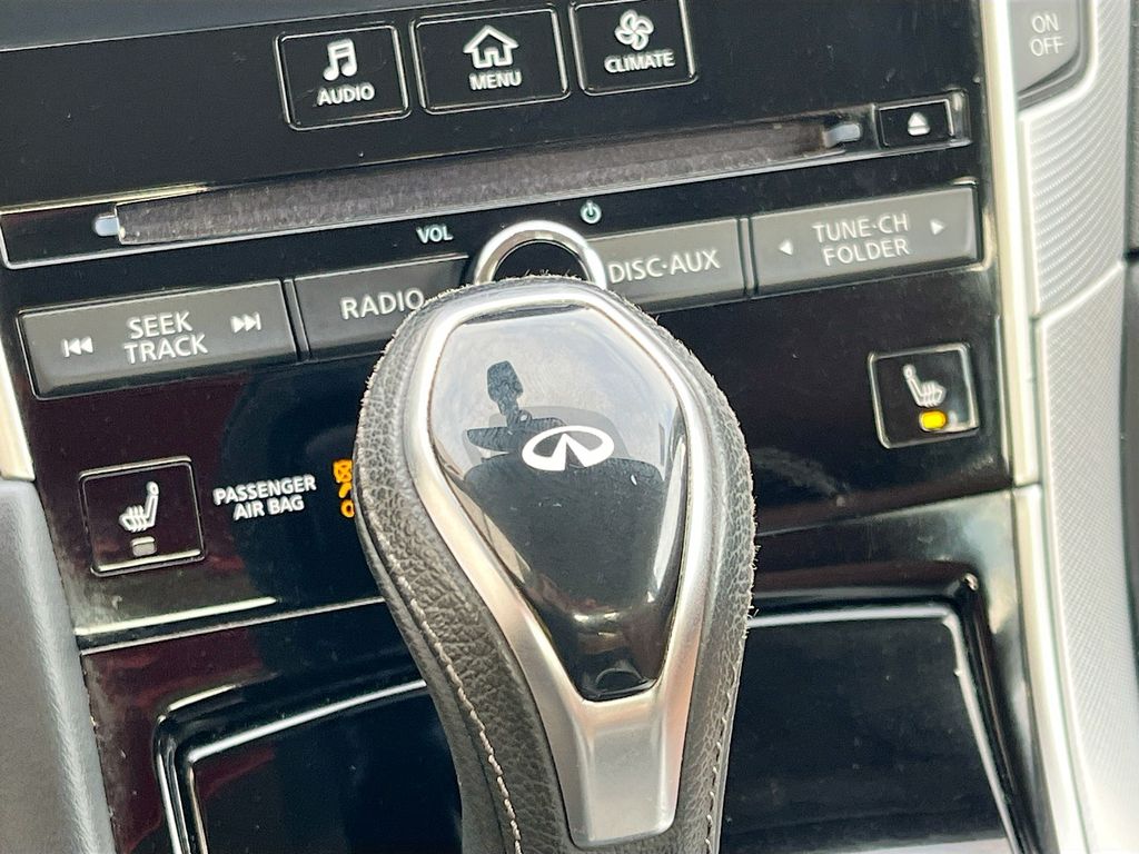 Used 2023 Gray INFINITI LUXE image 20