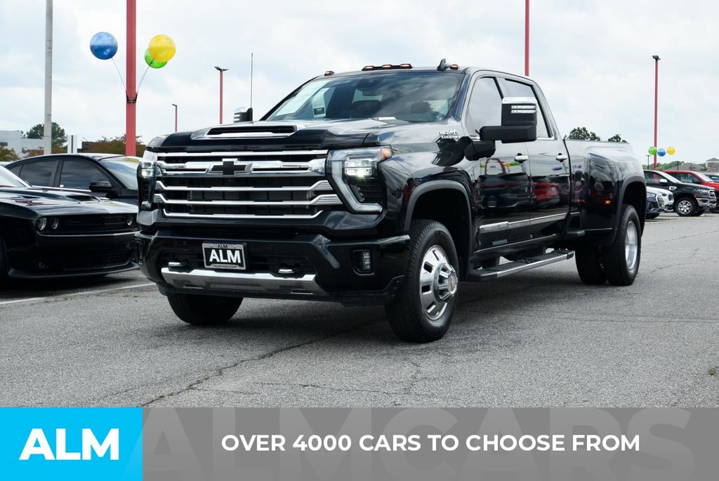 2024 Chevrolet Silverado 3500HD High Country photo 2