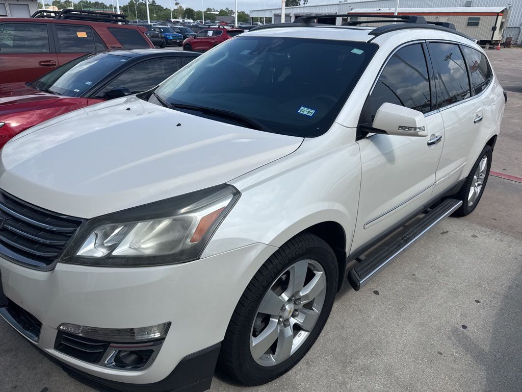 White Diamond Clearcoat 2015 Chevrolet Traverse LTZ FWD SUV / Crossover Front-Wheel Drive 6-Speed Automatic