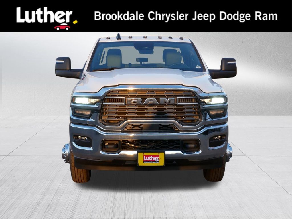 Bright White Clearcoat 2026 RAM 3500 Chassis Tradesman Crew Cab LB DRW 4WD Pickup Truck Four-Wheel Drive 8-Speed Automatic