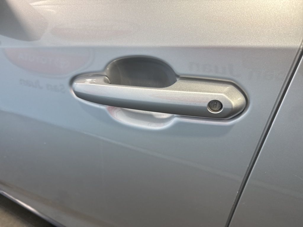 Thumbnail: 2023 Toyota RAV4 - 16