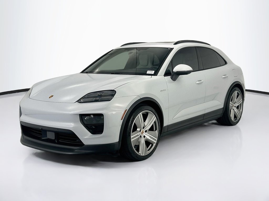 2026 Porsche Macan T -
                  Phoenix, AZ