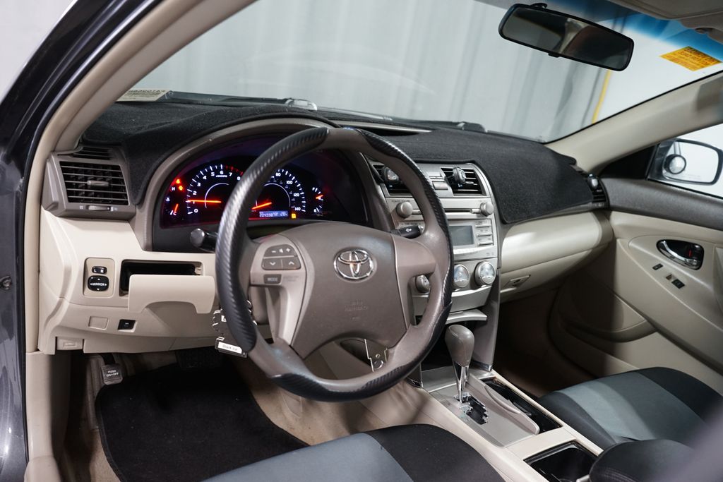 Thumbnail: 2011 Toyota Camry - 7