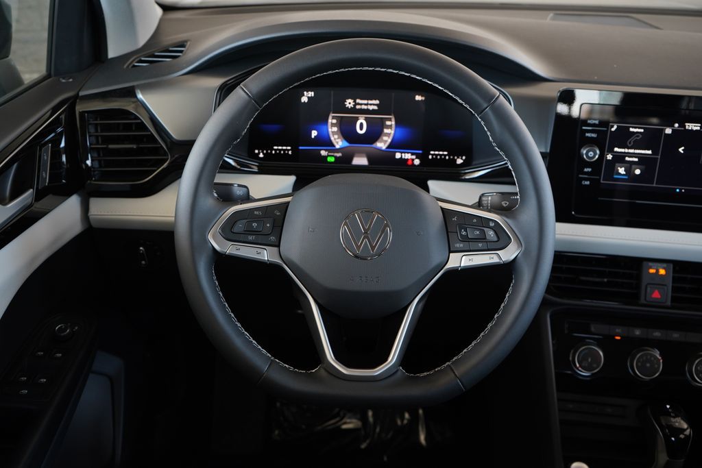 Thumbnail: 2026 Volkswagen Taos - 9