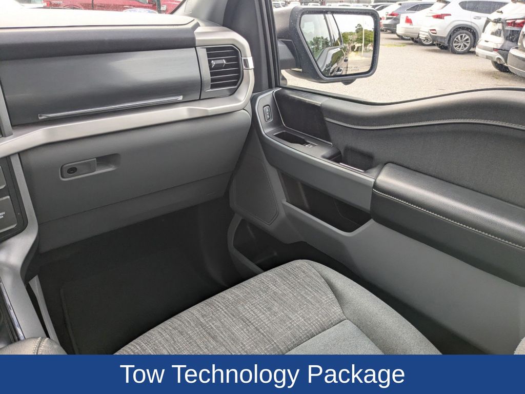 2022 Ford F-150 Lightning XLT