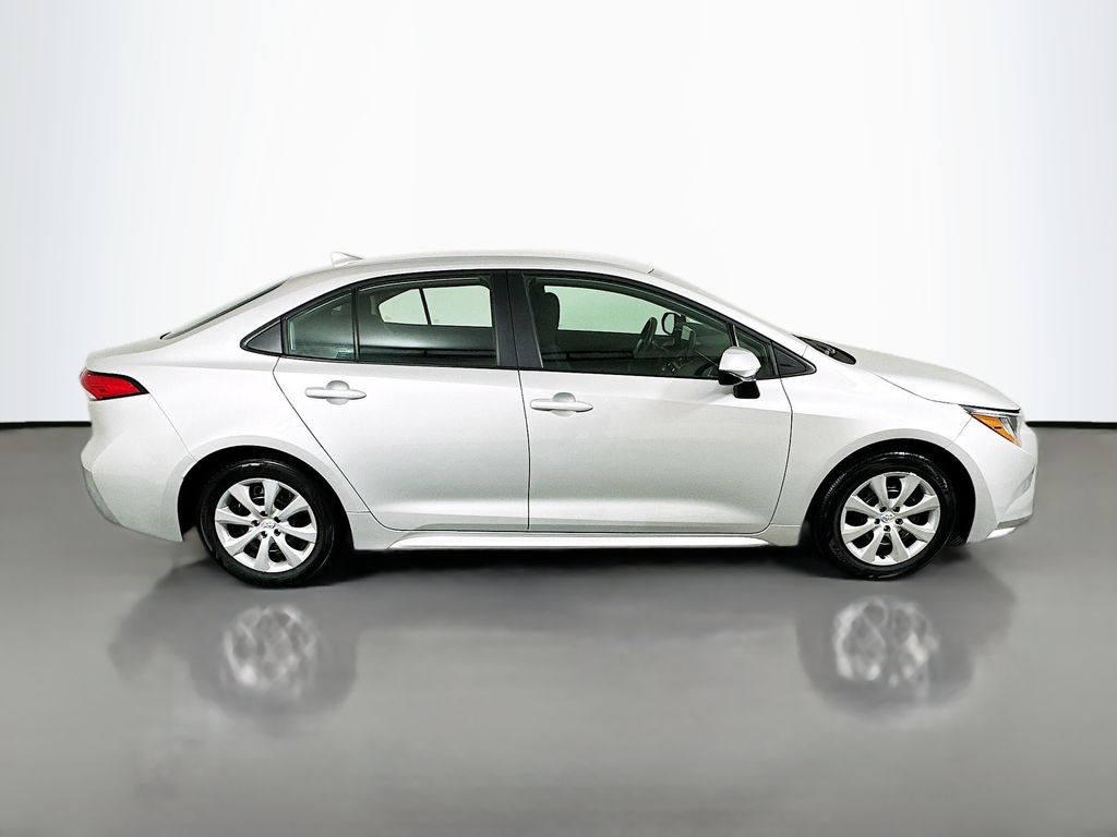 Thumbnail: 2025 Toyota Corolla - 4
