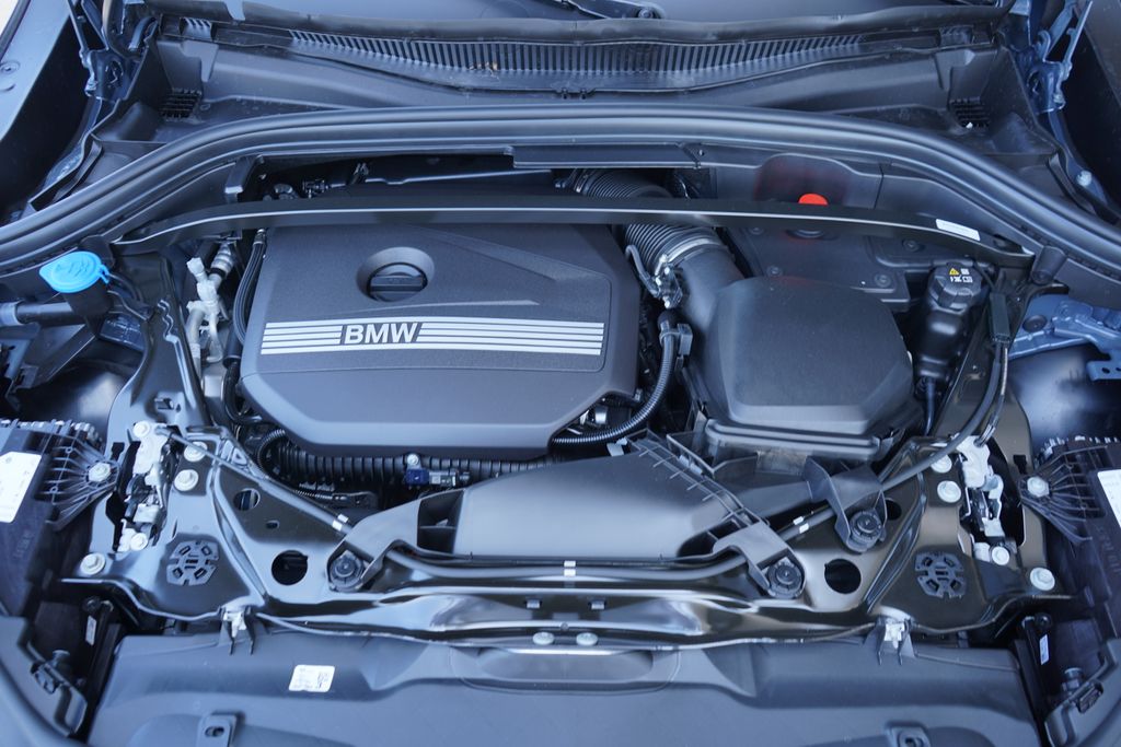 2025 BMW X2 xDrive28i 22