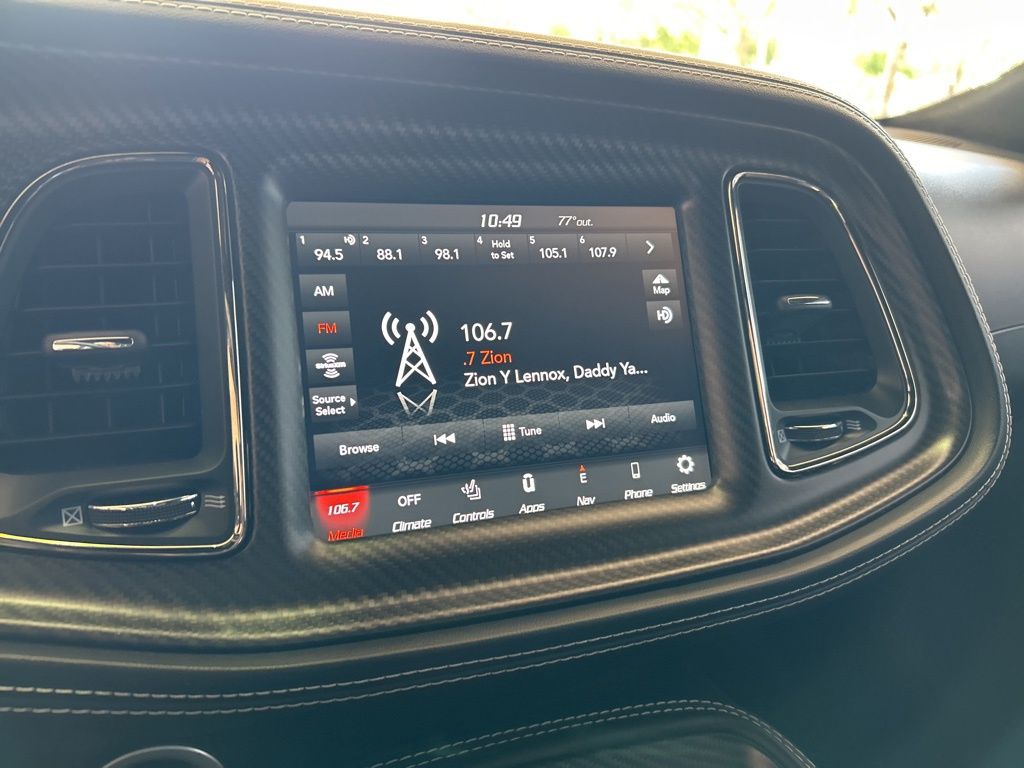 View vehicle photo 7