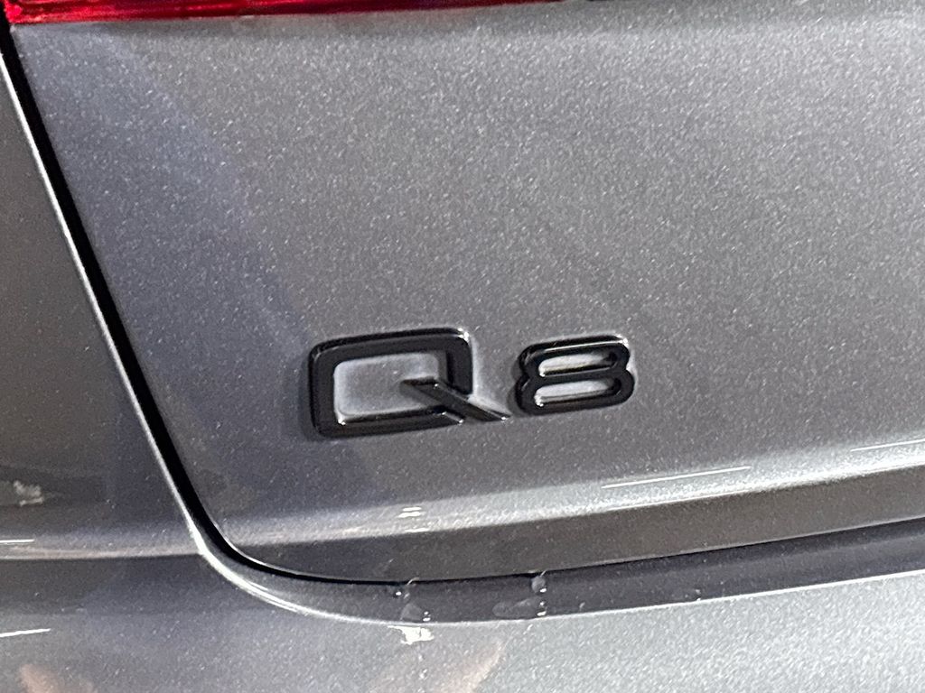 2023 Audi Q8 55 Premium Plus