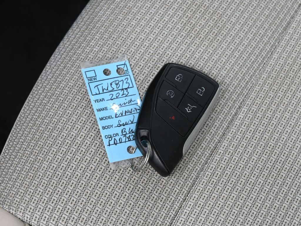 Used 2023 Sapphire Metallic Buick Preferred image 18