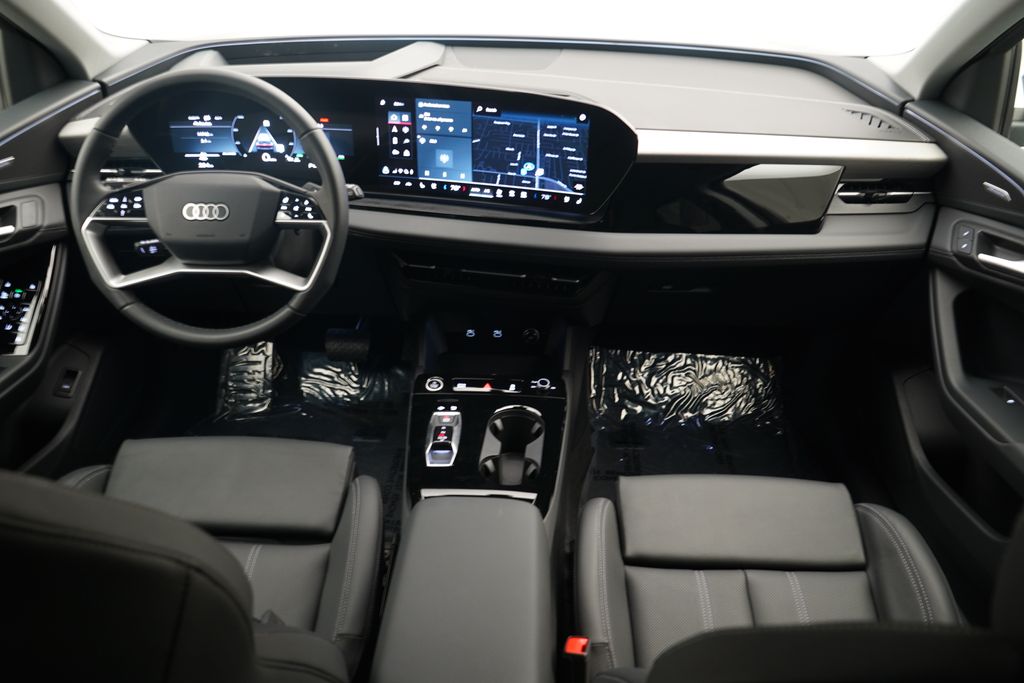 Thumbnail: 2025 Audi Q6 e-tron - 8