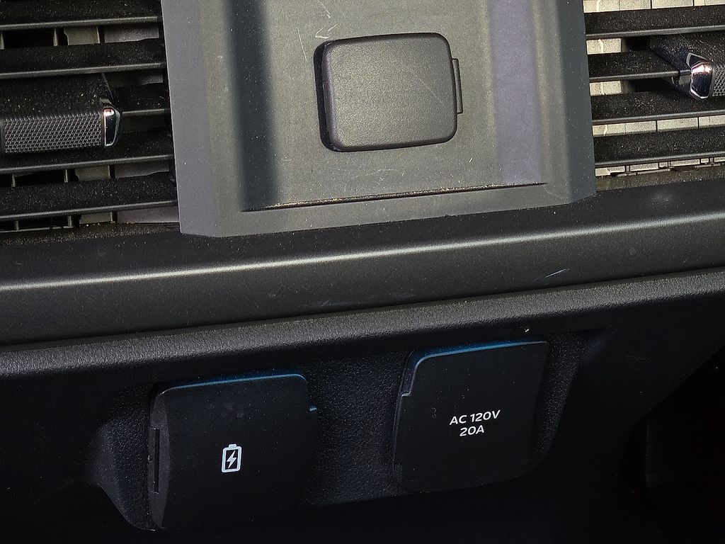 Used 2024 Ford F-150 XLT For Sale in Farmington, AR