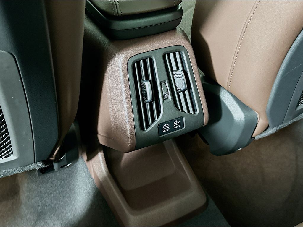 2024 BMW X1 xDrive28i 24