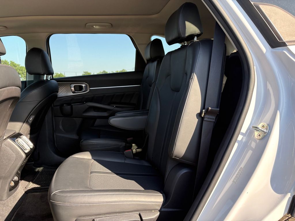 2022 Kia Sorento SX White at North Houston Mitsubishi