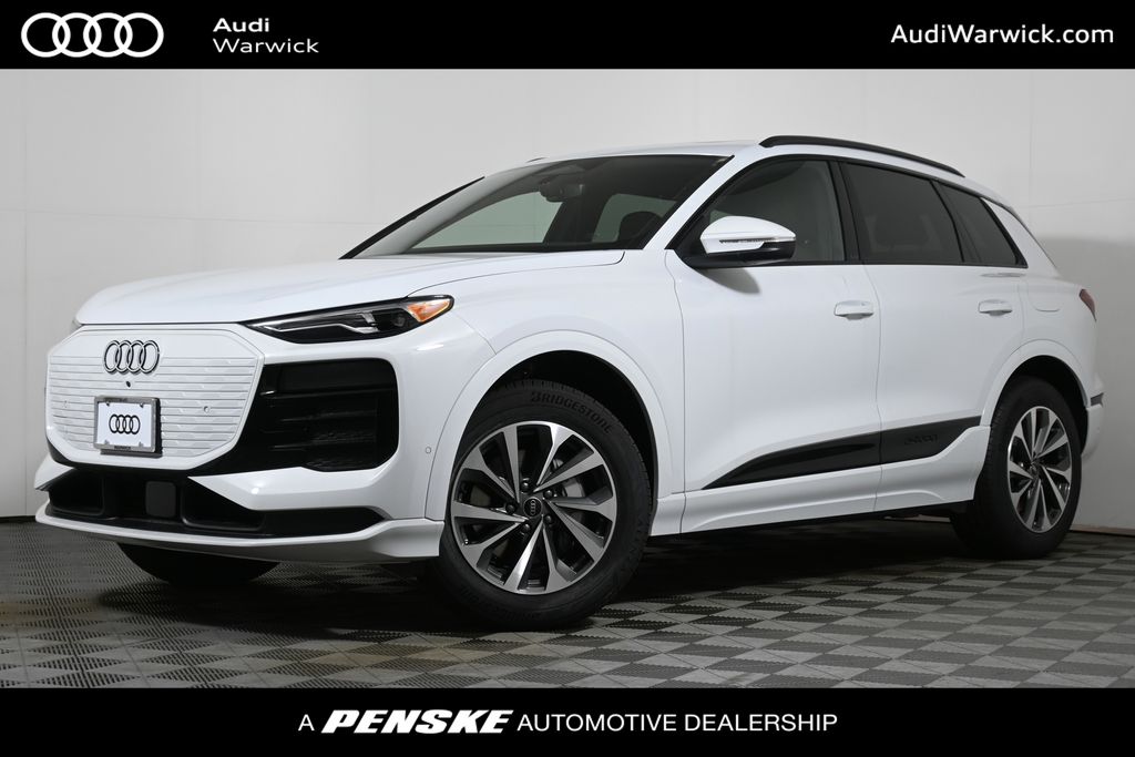 Thumbnail: 2025 Audi Q6 e-tron - 1
