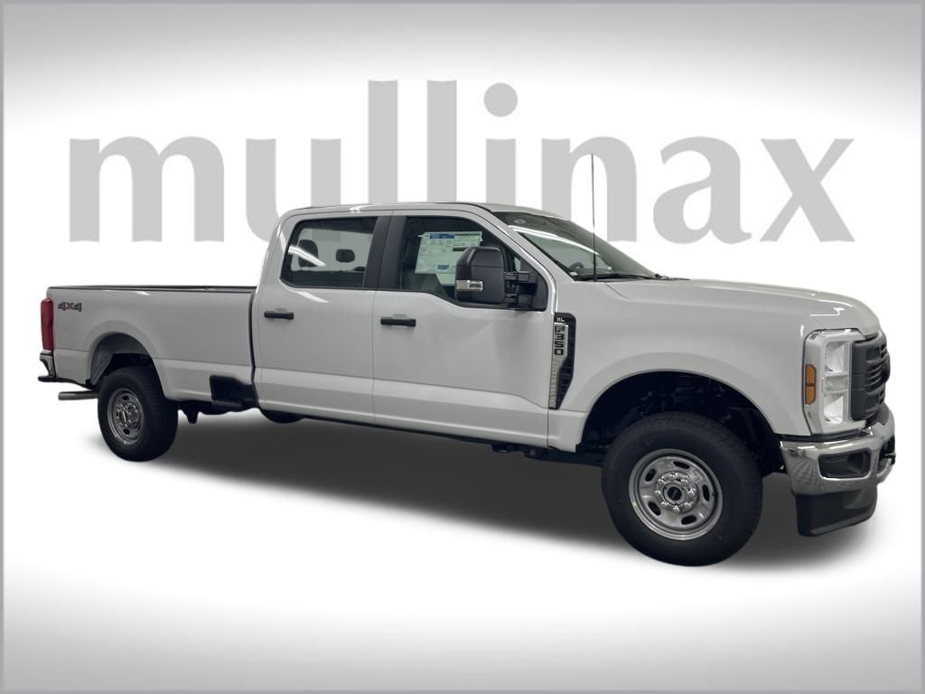 2026 Ford F-350 photo 2