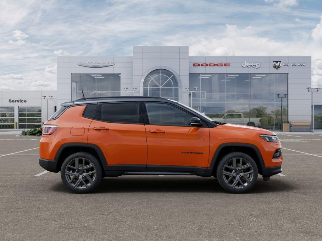 2026 Jeep Compass Limited Orange at South Hills CDJR