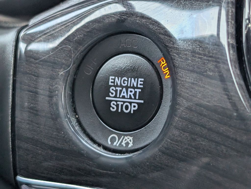 Used 2020 Jeep Grand Cherokee SUV