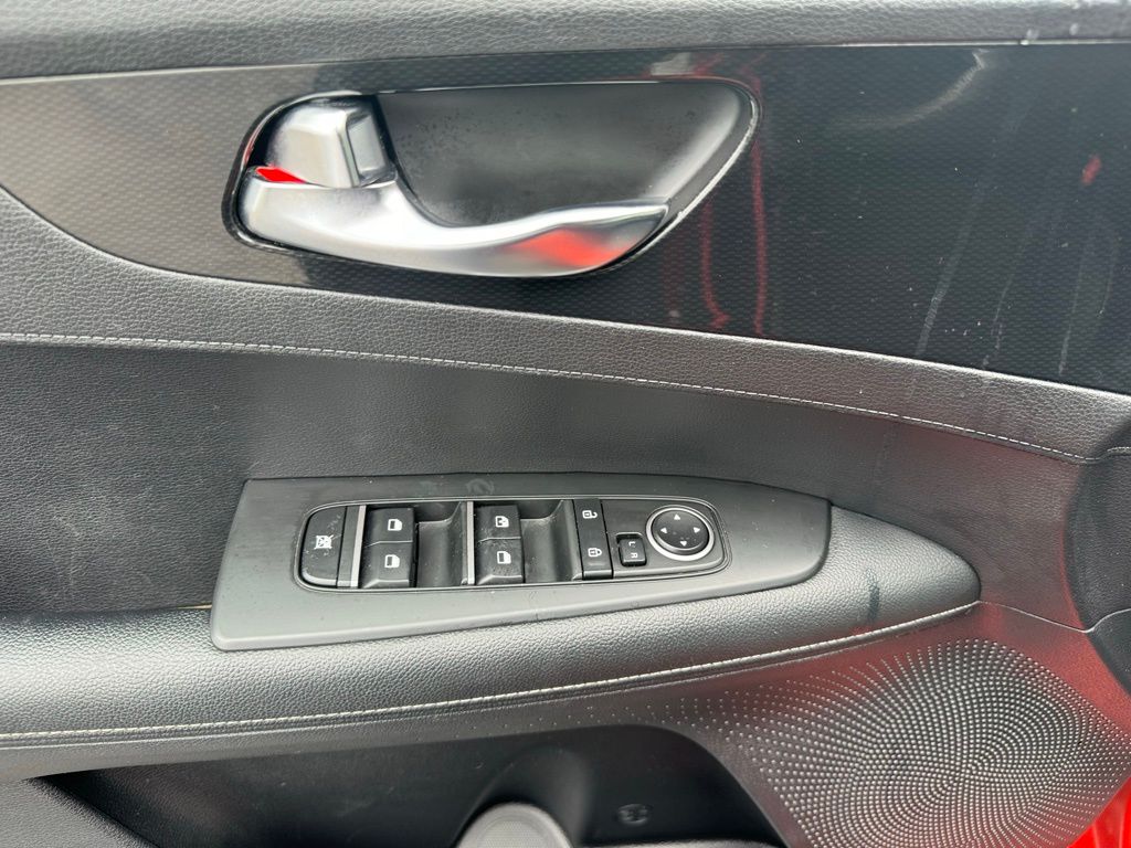 2021 Kia Forte GT-Line 35