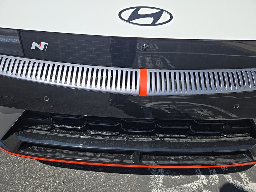 2025 Hyundai Ioniq 5 SE 13