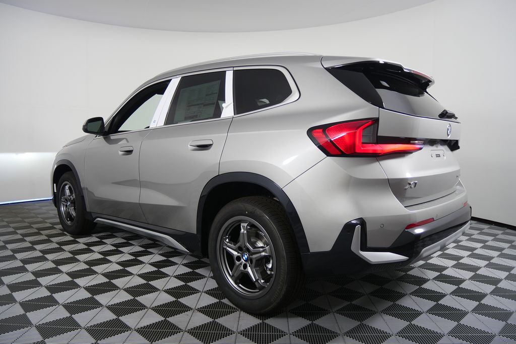 Thumbnail: 2025 BMW X1 - 5