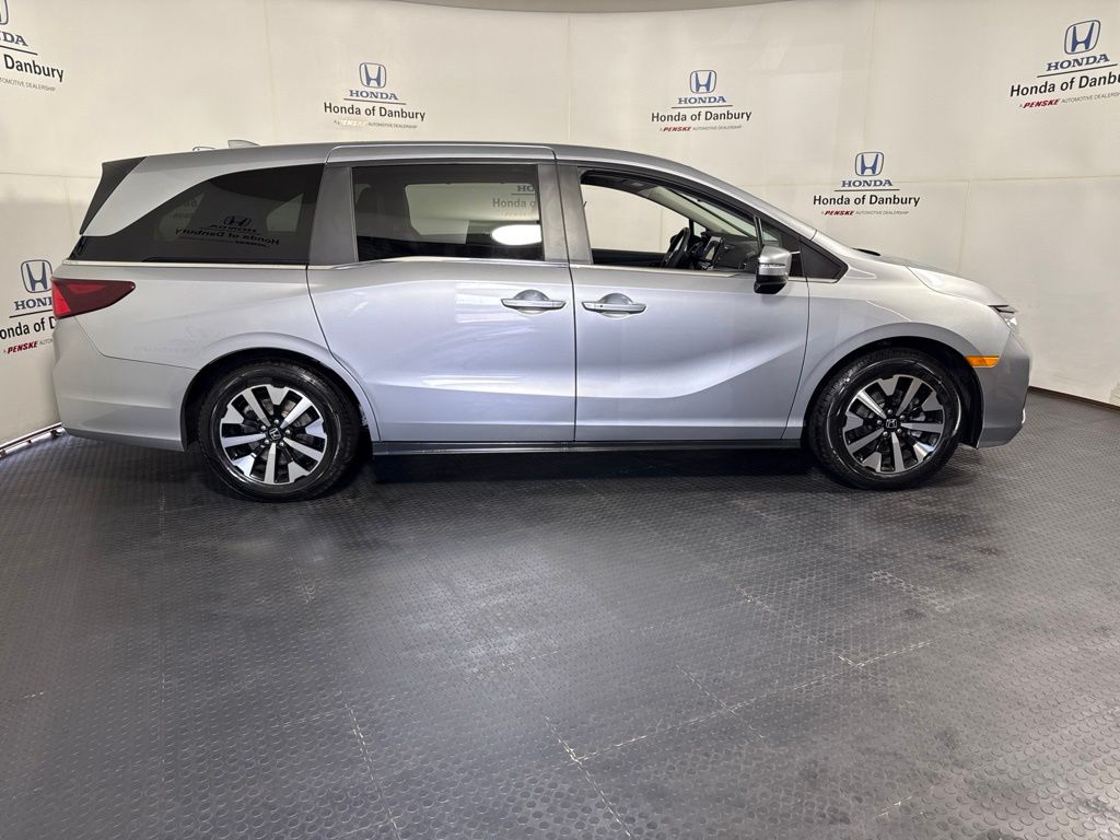 Thumbnail: 2025 Honda Odyssey - 3