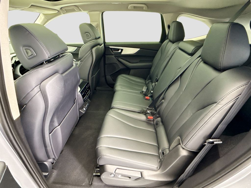 Thumbnail: 2026 Acura MDX - 21