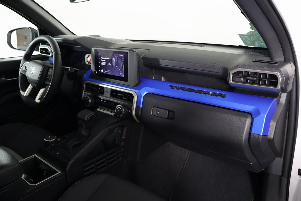Thumbnail: 2025 Toyota Tacoma - 9