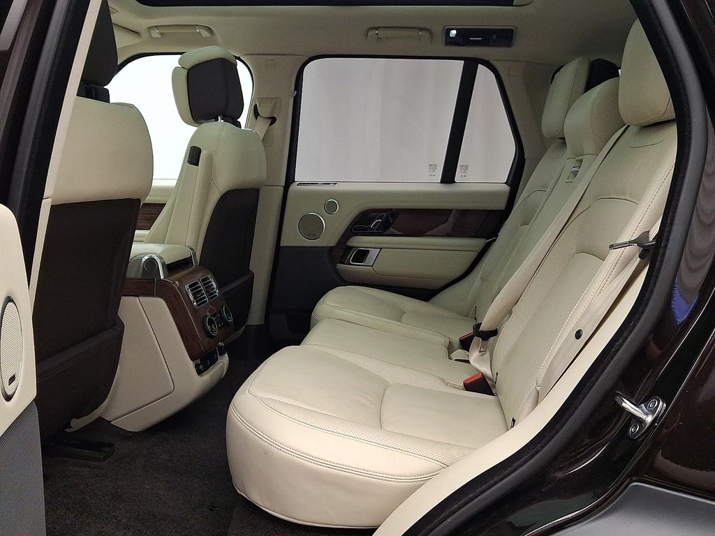 Thumbnail: 2021 Land Rover Range Rover - 10