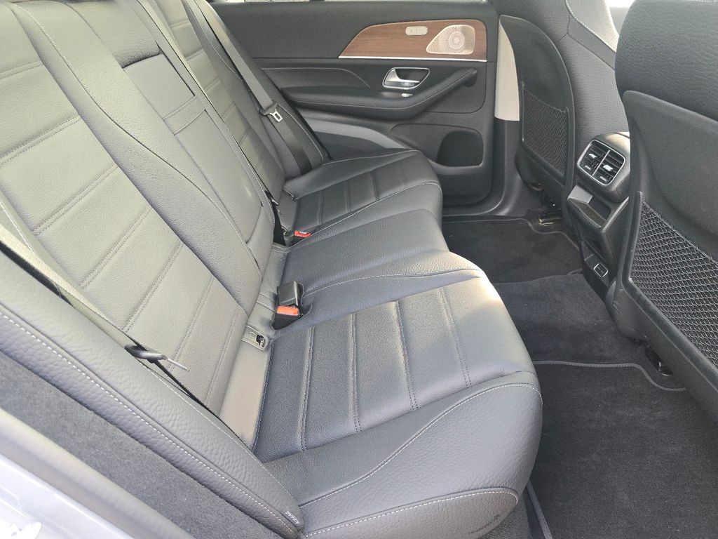 Certified Used 2026 White Mercedes-Benz GLE 450 image 20