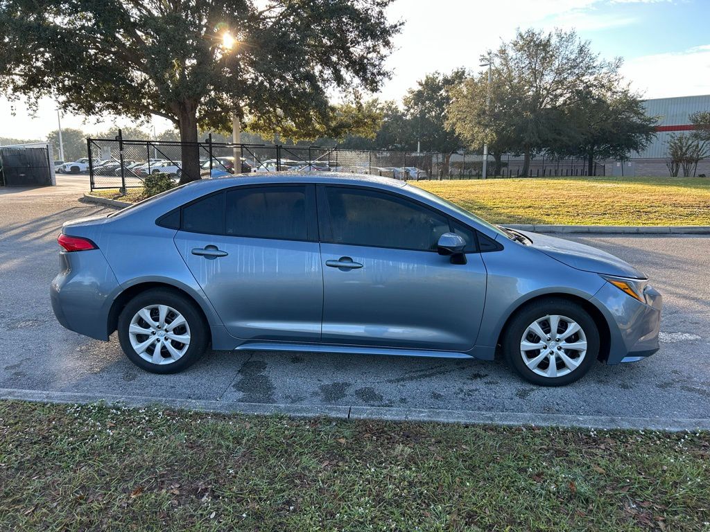 Thumbnail: 2024 Toyota Corolla - 6