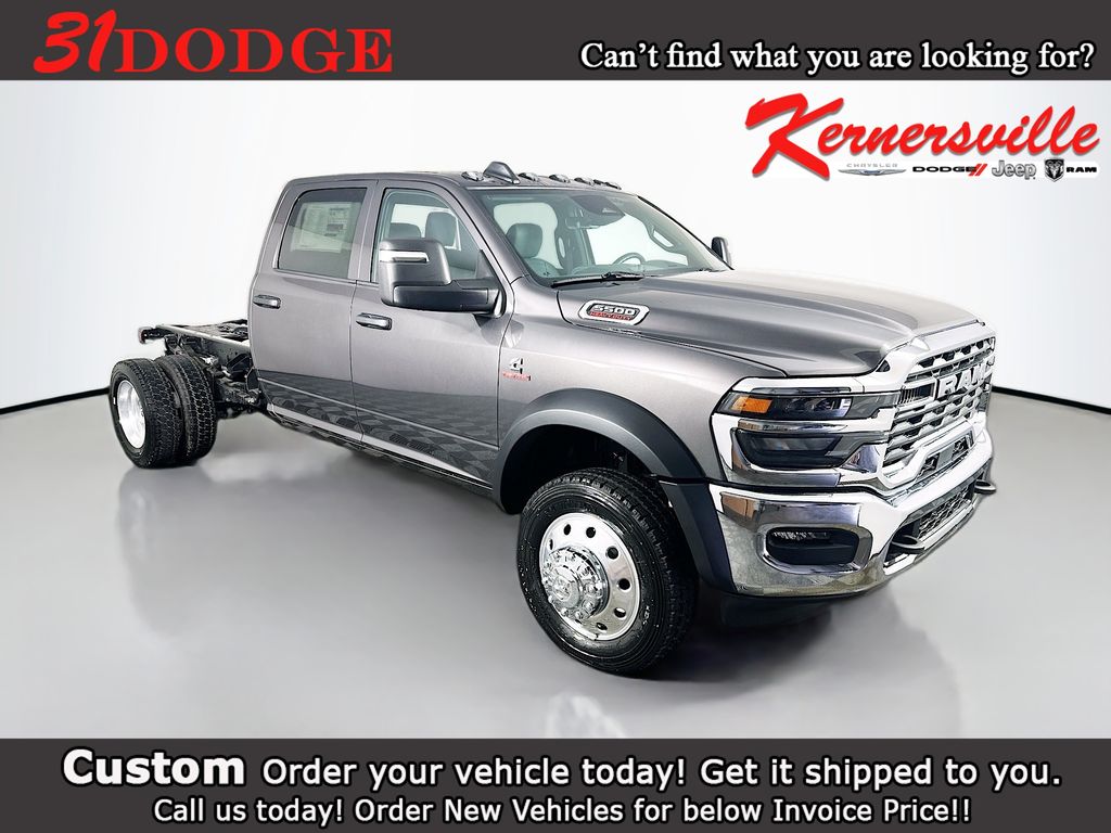 Crystal Metallic 2026 RAM 5500 Chassis   Automatic