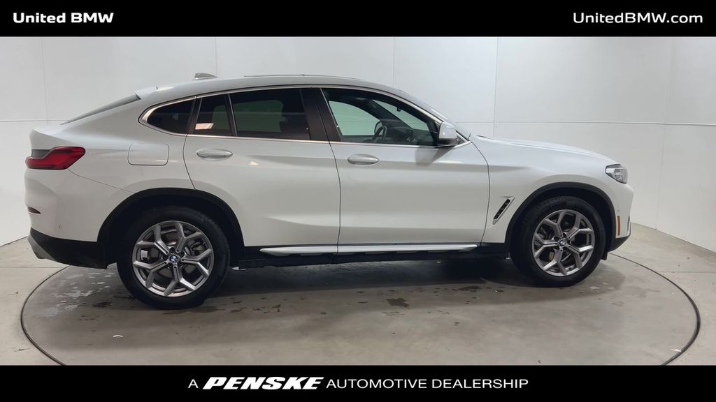 2024 BMW X4 xDrive30i 9