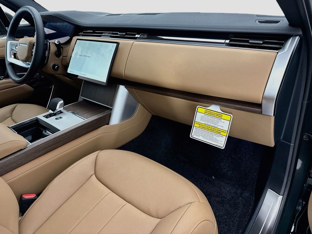 Thumbnail: 2026 Land Rover Range Rover - 16