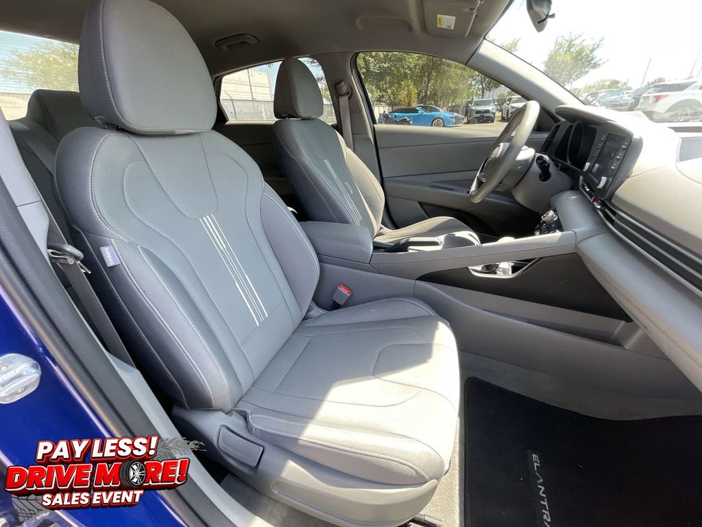 2021 Hyundai Elantra SEL - Photo 27
