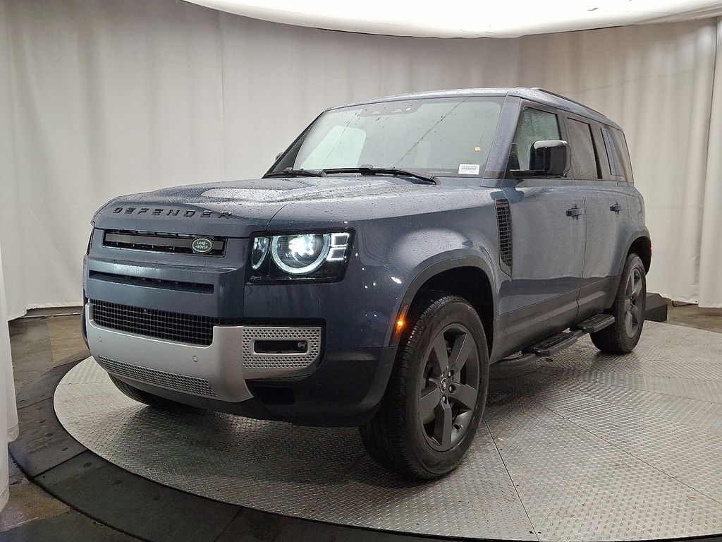 2025 Land Rover Defender 110 -
                Eatontown, NJ