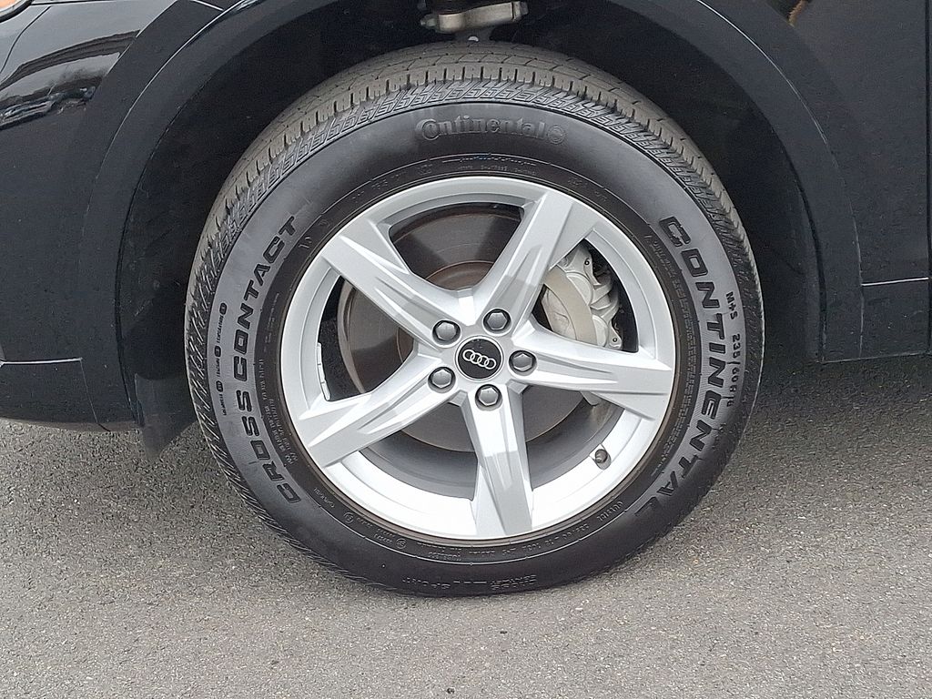 Thumbnail: 2024 Audi Q5 - 8