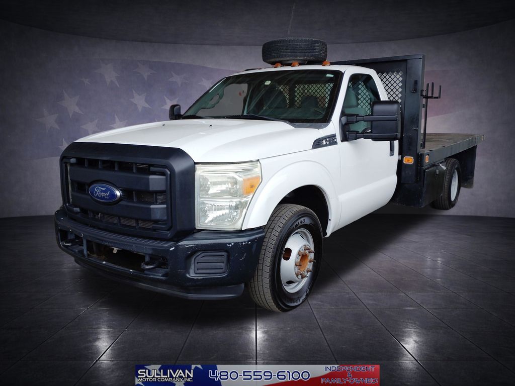 2013 Ford F-350 Super Duty Chassis XL DRW RWD