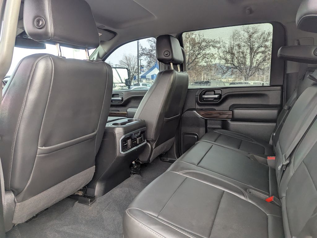 2020 GMC Sierra 2500HD SLT 31