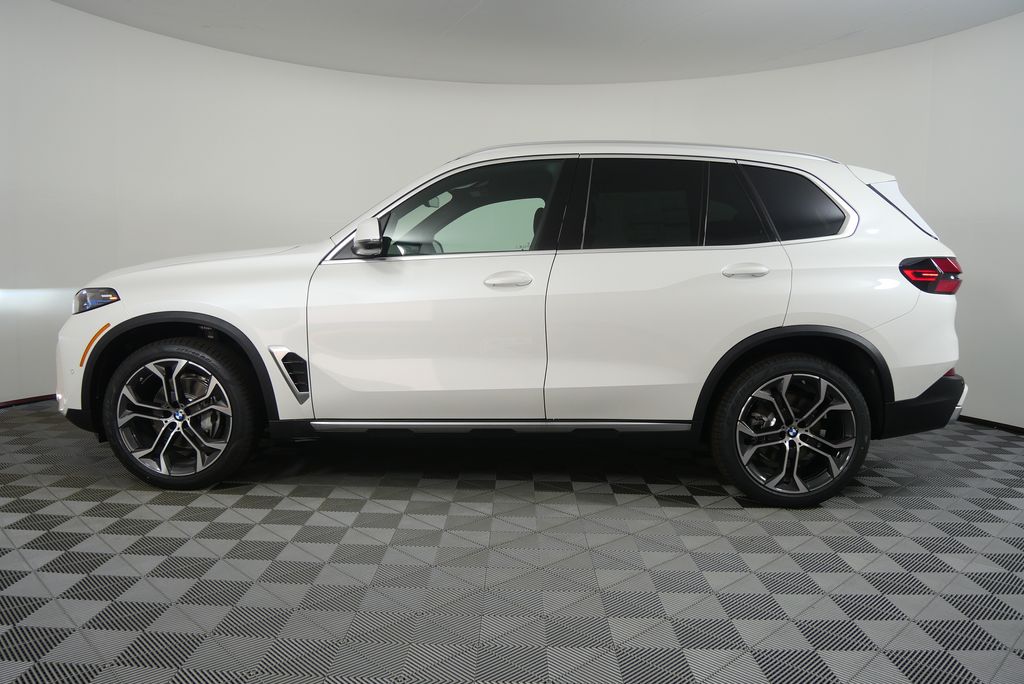 Thumbnail: 2026 BMW X5 - 6