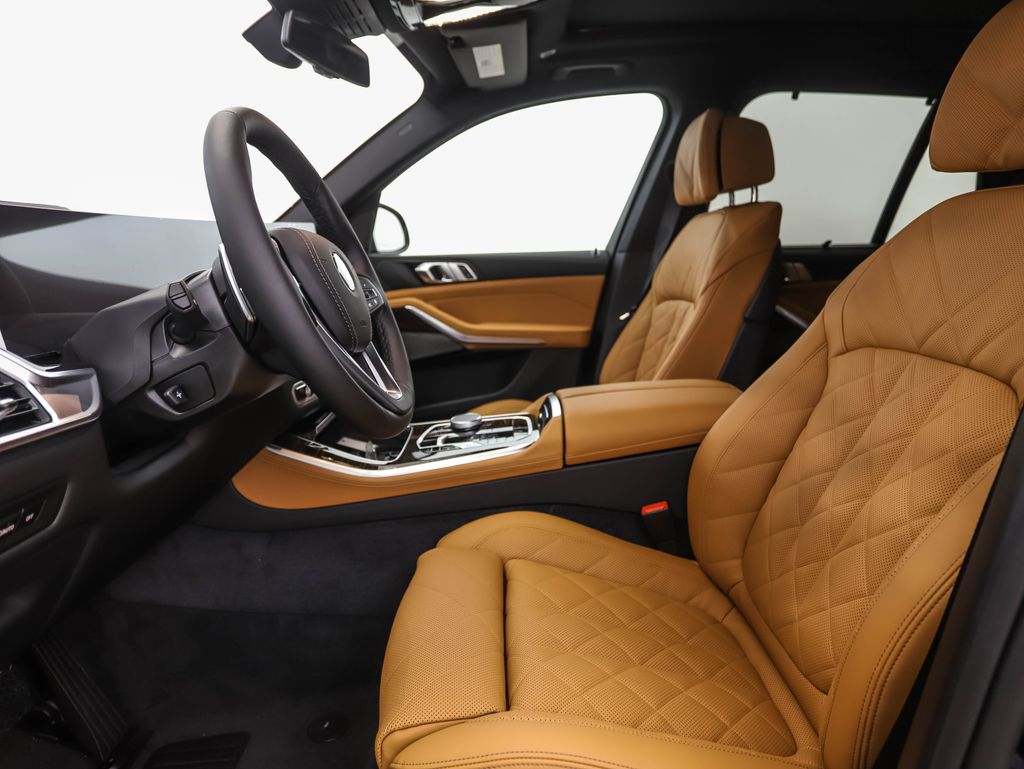 Thumbnail: 2026 BMW X5 - 11