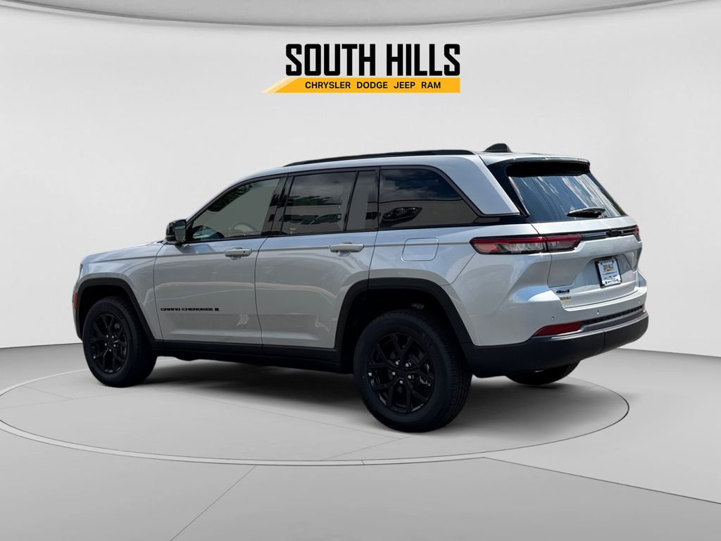 2026 Jeep Grand Cherokee Altitude Silver at Spitzer Acura
