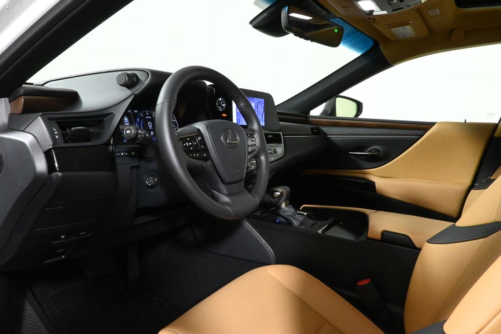 Thumbnail: 2025 Lexus ES - 14