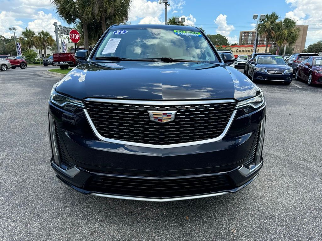 2021 Cadillac XT6 Premium Luxury 3