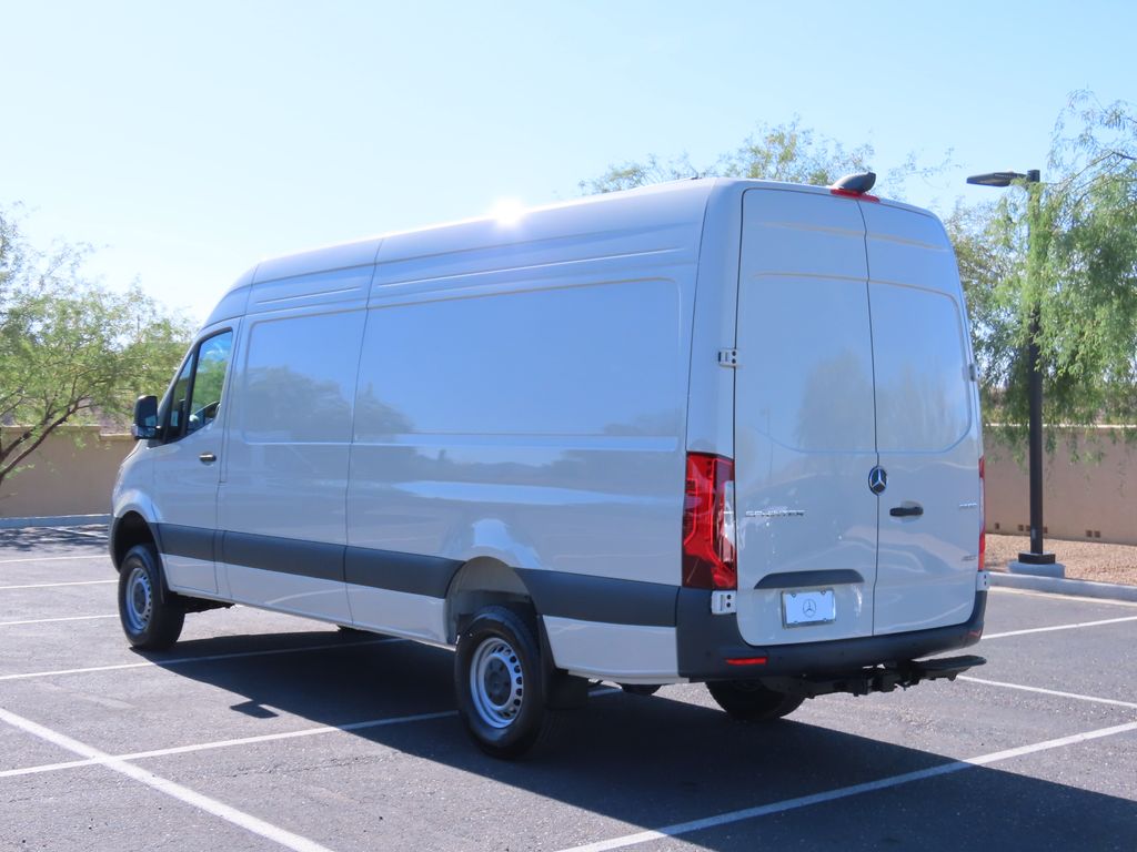 2025 Mercedes-Benz Sprinter 2500 7