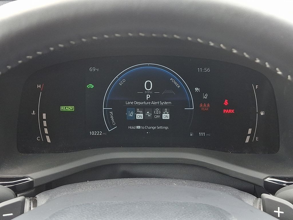 2025 Toyota Camry SE 21