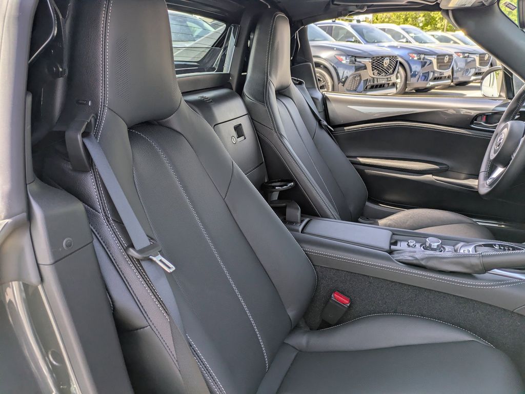 2026 Mazda MX-5 Miata RF Grand Touring