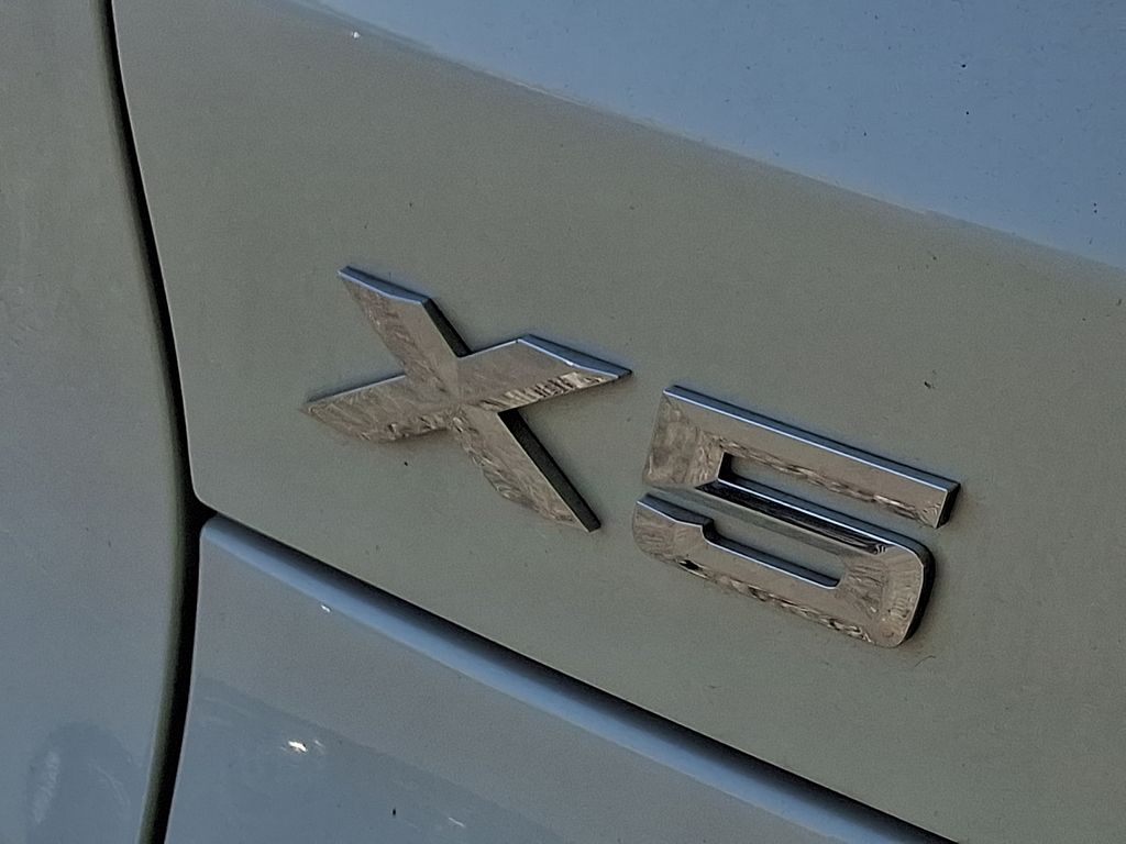 Thumbnail: 2025 BMW X5 - 29